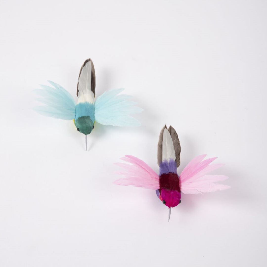 Wanderlust clip-on Vivid Hummingbird